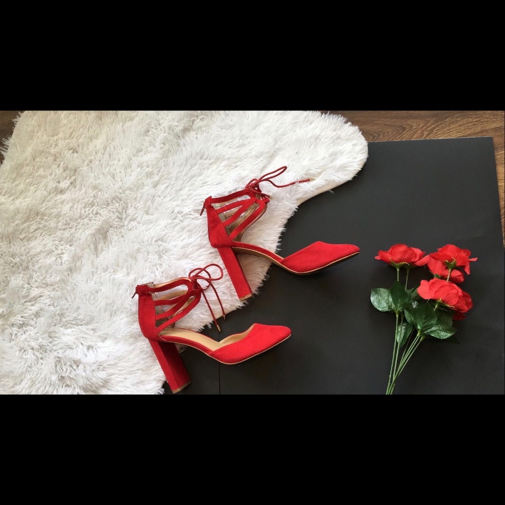 RED EXPRESS HEELS Lightly Worn